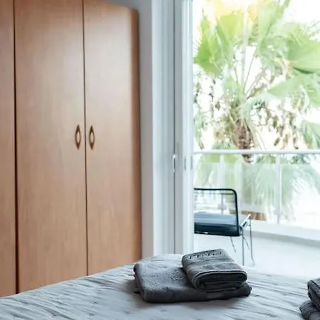 Villa Cozy Beach In Faros, Raches 2